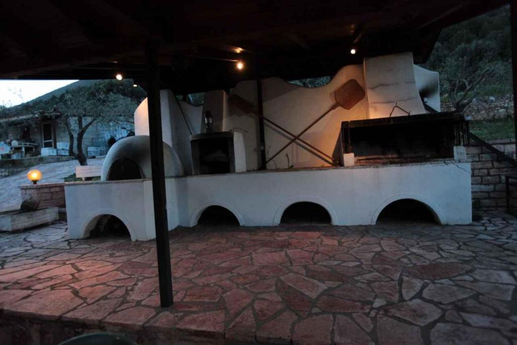 Almini Apartments Plataria Luaran gambar