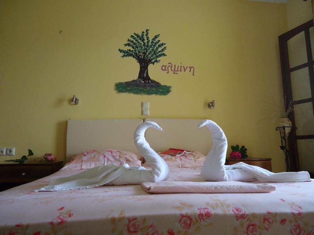 Almini Apartments Plataria Bilik gambar