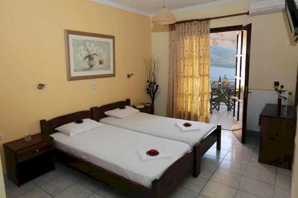 Almini Apartments Plataria Luaran gambar